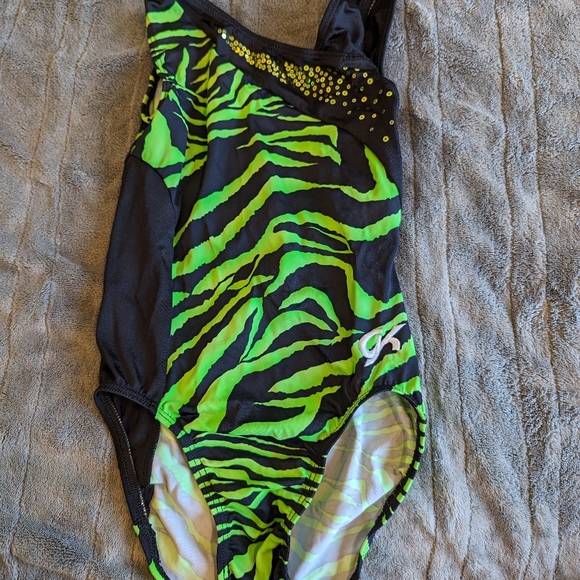 CL GK 2 leotards and shorts - Picture 2 of 8